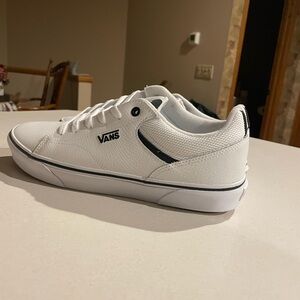 Vans Men's White and Black Sneakers